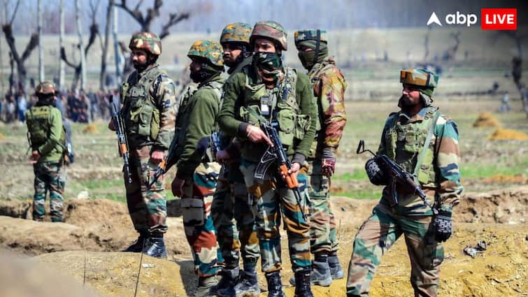 India Pakistan Ceasefire a suspicious activity have seen near army camps in nagrota jammu soldier opens firing operation sindoor