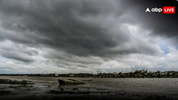 Monsoon arrived in Delhi UP Bihar Kashmir Gujarat heavy rain alert in 11 states aaj ka mausam