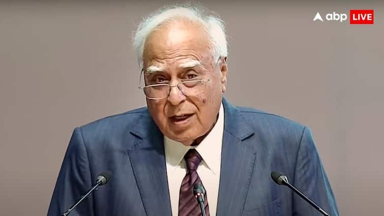 ‘चुनाव आयोग मोदी सरकार के हाथों की कठपुतली’, बिहार मतदाता पुनरीक्षण को लेकर कपिल सिब्बल का बड़ा बयान