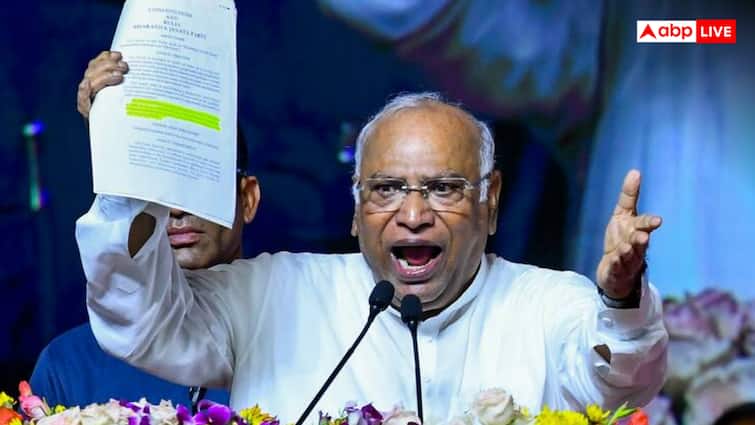 congress national president mallikarjun kharge targets bjp says congress made sacrifice for country ann