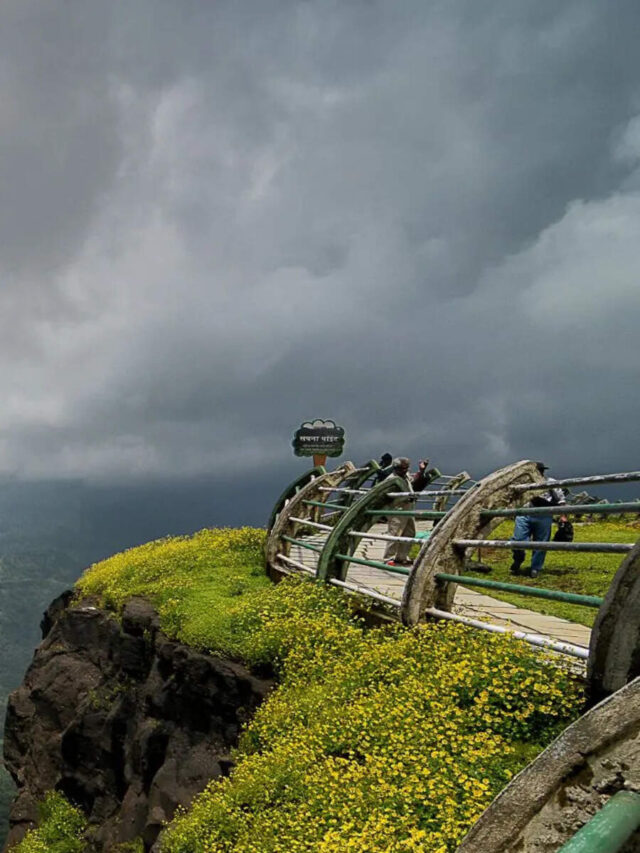 9 Best Picnic Spots Near Mumbai For A Monsoon Weekend Getaway