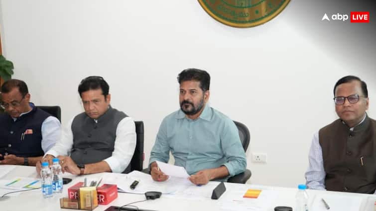 हैदराबाद में भारी बारिश, CM रेवंत रेड्डी ने दिए कई निर्देश, IT कंपनियों से कहा- ‘लागू करें वर्क फ्रॉम होम’