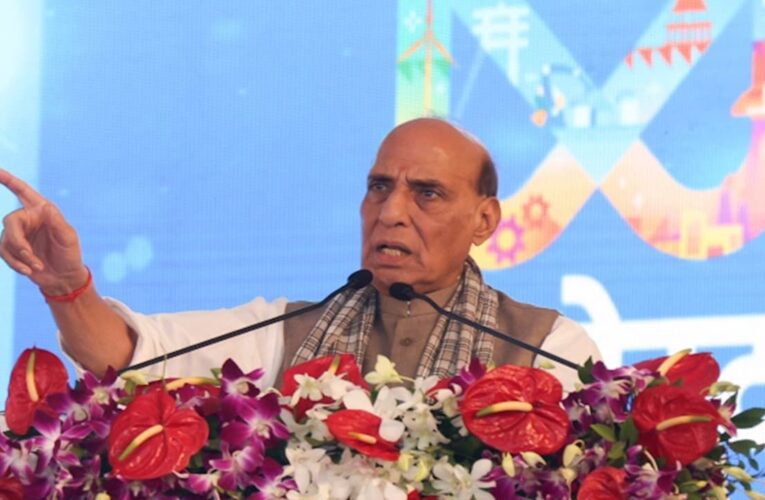 अमेरिका के टैरिफ दबाव पर राजनाथ सिंह का पलटवार, चीन की नीतियों पर भी कड़ा जवाब