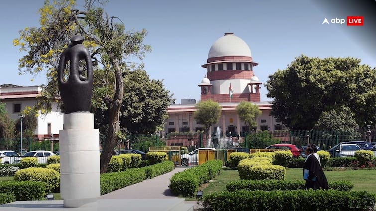 ‘आरोपी को जेल में सड़ने नहीं दे सकते’, UAPA मामले की सुनवाई करते हुए क्यों भड़का सुप्रीम कोर्ट?